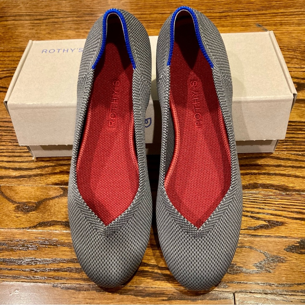 *NIB* ROTHY’S Charcoal Flats, Size 9